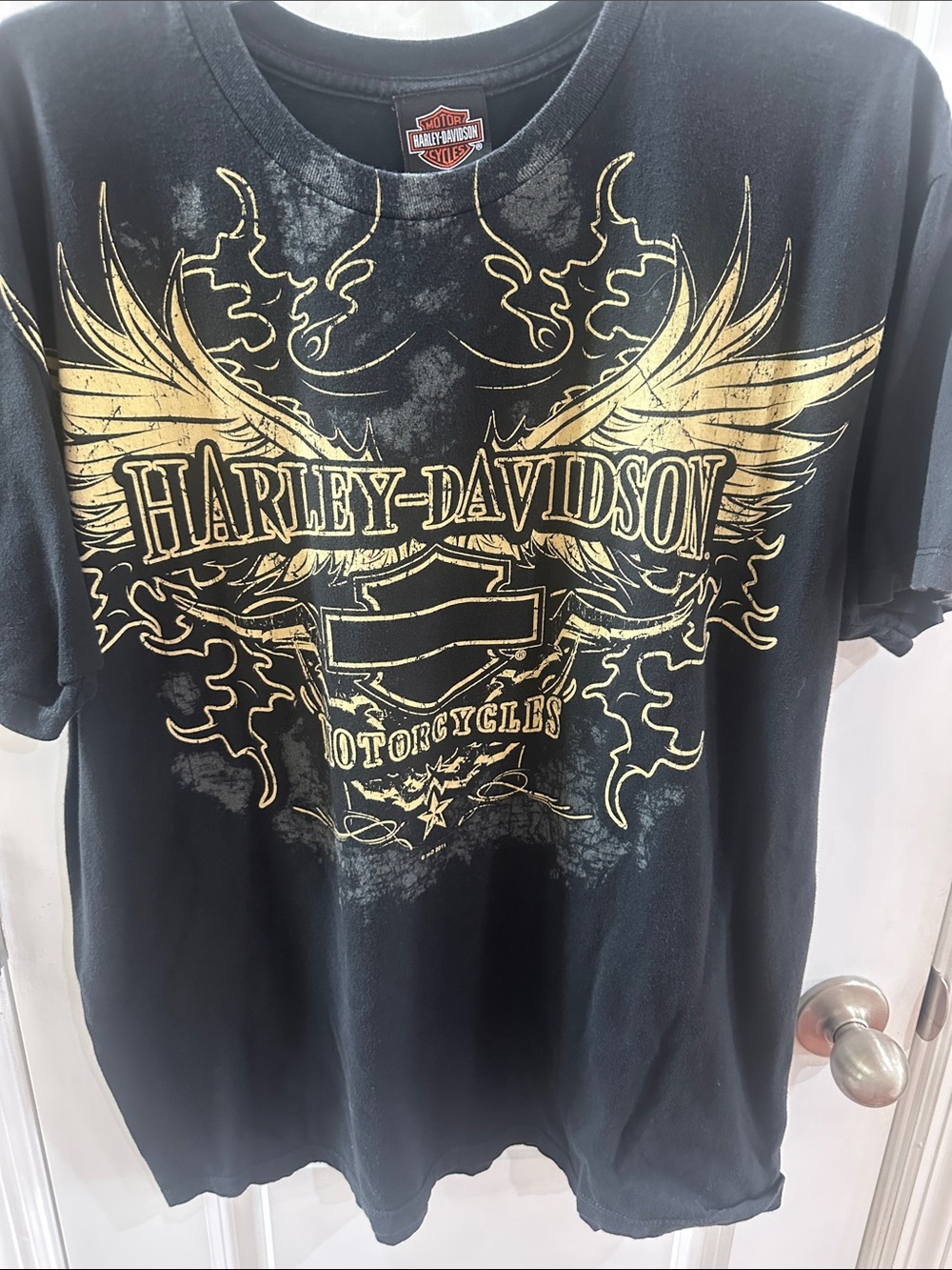 Harley-Davidson Black T-Shirt with Gold Winged Graphic